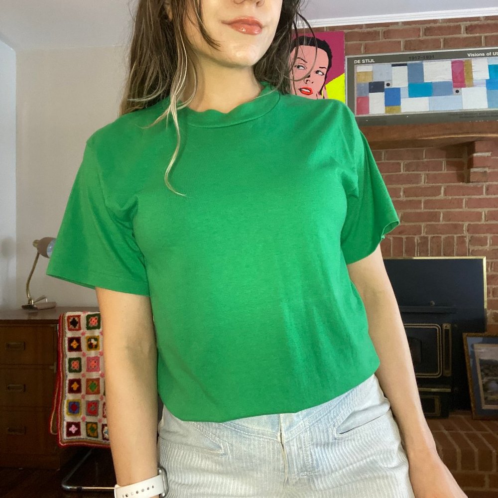 Vintage 90s Single Stitch ONEITA Blank Kelly Tee Slim Fit Unisex Solid P…